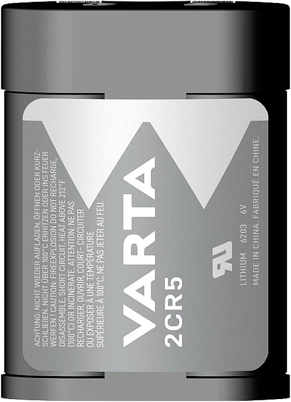 Lítiová batéria od VARTA, model 2CR5, 6V, vyrobená v Číne. Dôležité bezpečnostné a nabíjacie pokyny sú vytlačené.