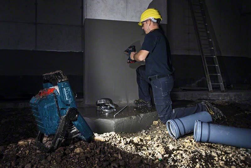 Bosch Professional GLI 18V-2200 C Faretto da cantiere 2200 lm 0601446501