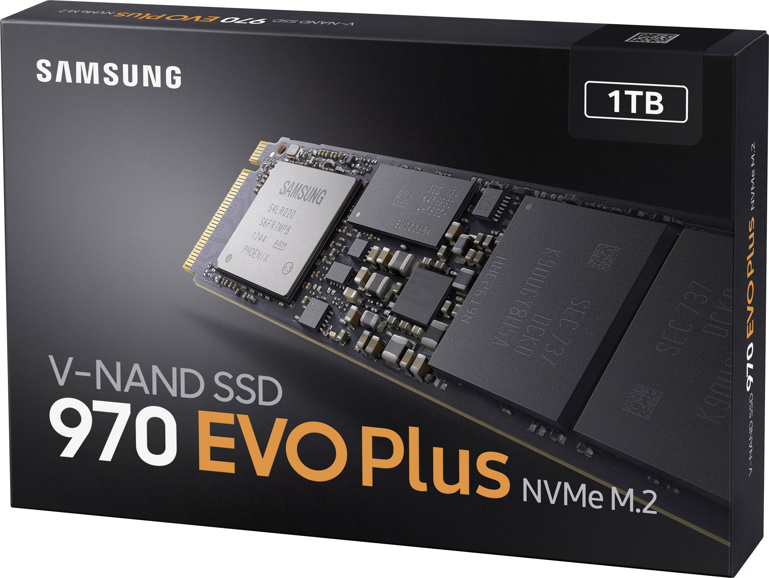Balenie 'Samsung V-NAND SSD 970 EVO Plus NVMe M.2 1TB' zobrazuje SSD disk s etiketami a technickými detailmi na obale.