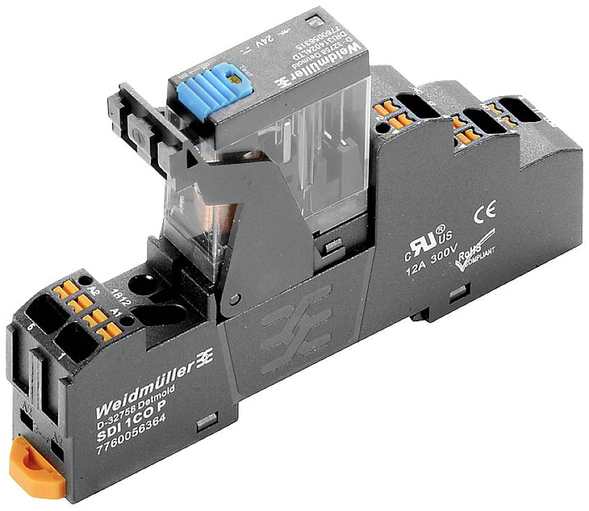 'Weidmüller relé modul D-SÉRIE DP Mono; 12A 300V; Model: 776005364; zobrazený z uhla pre zvýraznenie konštrukcie.'