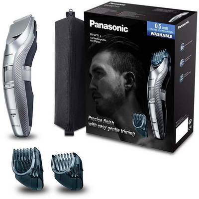 Sada na strihanie vlasov od Panasonicu s trimmerom, nadstavcami a úložným puzdrom. Na obale je muž s upravenými vlasmi.