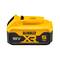 Žltý DeWalt 18V XR 5Ah lítiovo-iónový akumulátor, obdĺžnikového tvaru, s čiernymi akcentmi, navrhnutý pre náradie.