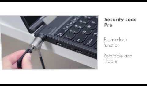 Ruka pripája 'Security Lock Pro' k laptopu. Funkcie: tlačidlo zámku, otočný a naklápateľný.