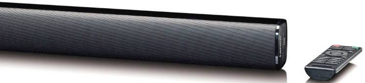 Čierna soundbar so zaoblenným dizajnom, vedľa ktorej leží malý čierny diaľkový ovládač.