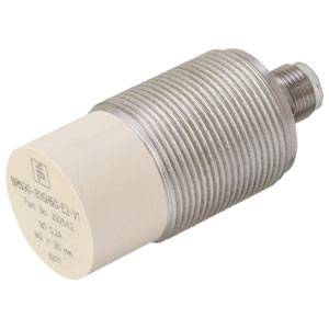 Valcový senzor s kovovým závitom a plastovou špičkou, používaný na detekciu alebo meranie objektov v priemyselných aplikáciách.