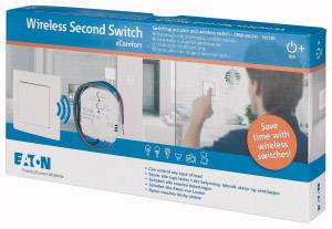 Obal bezdrôtového spínača s obrázkom dieťaťa, ktoré spínač stláča. Názov produktu: 'Wireless Second Switch'.