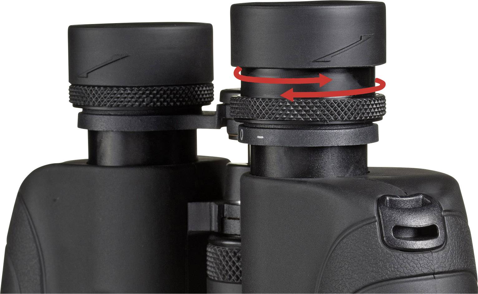 Ďalekohľad s otočným okulárom, ktorý červenými šípkami ukazuje možné nastavovacie pohyby.