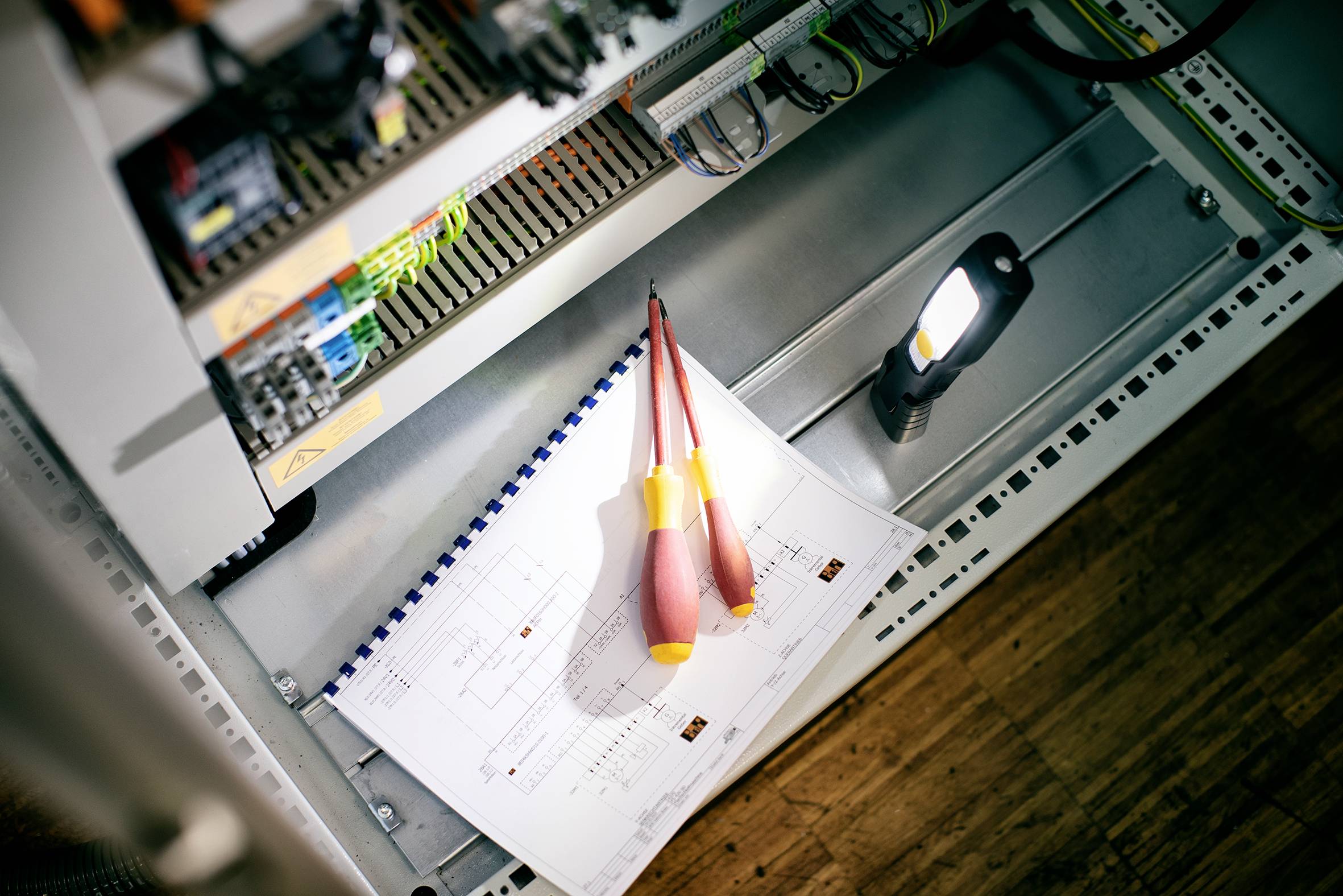 Brennenstuhl pracovné svietidlo HL 200 A, 250 lm, 1175430010-2