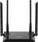 Čierny WIFI router so štyrmi vertikálnymi anténami. Značka zariadenia je viditeľná na hornej strane.