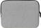 Sivý obal na notebook so zipsom po boku, minimalistický dizajn.