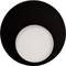 Čierny tanier s bielym, kruhovým vložením uprostred pripomína elegantný, moderný dizajn.