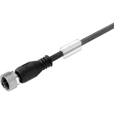 Čierny elektrický kábel so strieborným zástrčkou a konektorom, vhodný pre technické aplikácie.
