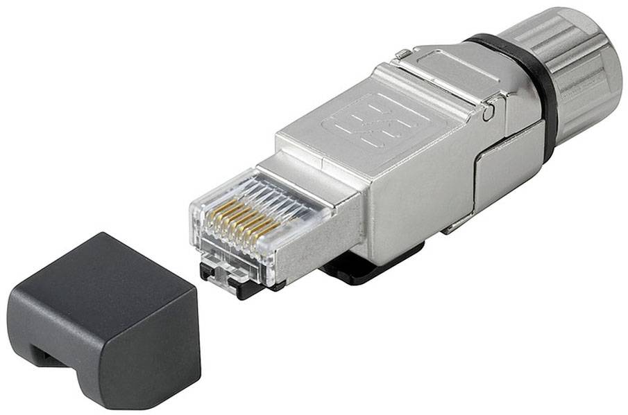 Sieťový konektor na kábli, vedľa neho čierna ochranná krytka. Konektor je kovový a lesklý, vhodný pre ethernetové pripojenia.