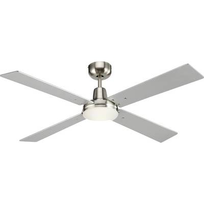 Strieborný stropný ventilátor so štyrmi plochými kovovými listami a jasne osvetleným krytom, namontovaný na strope.