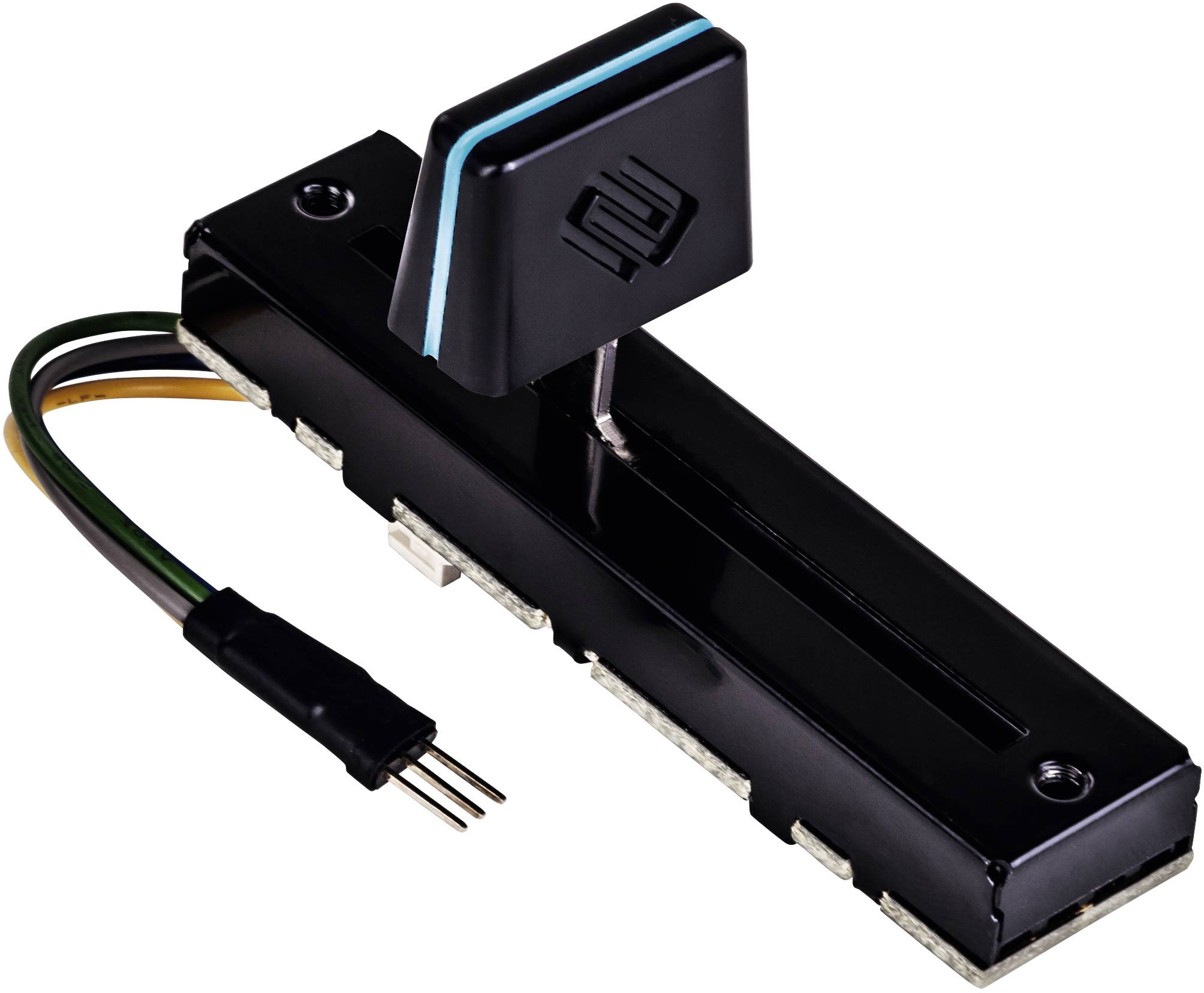 Čierny posuvný prepínač s pripojenými káblami. Rukoväť má modré detaily a nastaviteľné elektronické komponenty.