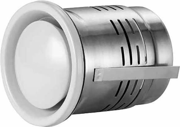 Guľatý, strieborný ventilačný otvor s bočnými štrbinami a bielym predným krytom, používaný pre cirkuláciu vzduchu vo vetracích systémoch.