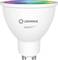 LED lampa značky Ledvance Smart+, hore s viacfarebným svetelným efektom.