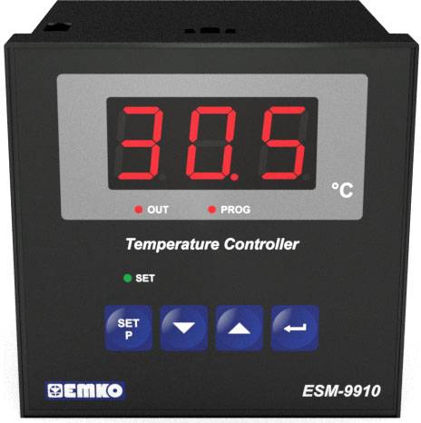 Čierny regulátor teploty s digitálnym displejom ukazuje '30,5 °C'. Štyri modré tlačidlá dole: SET, šípka vľavo, šípka dole, šípka vpravo.
