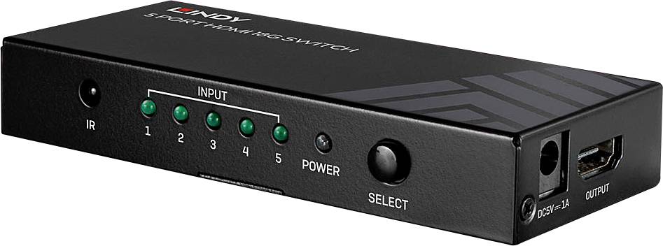 Čierny HDMI prepínač s piatimi vstupmi a jedným výstupom. Ovládacie tlačidlá a LED indikátory vpredu zobrazujú aktívne pripojenia a stav napájania.