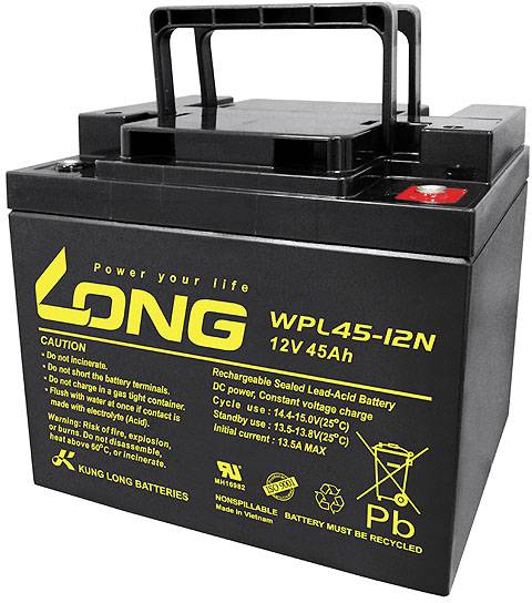 Čierna autobatéria značky 'LONG' so žltými výstražnými upozorneniami a technickými špecifikáciami. Model: WPL45-12N, 12V, 45Ah.