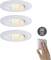 Tri biele stropné podhľadové svietidlá s nastaviteľnou farebnou teplotou, zobrazené v teplej bielej, neutrálnej bielej a studenej bielej. Ruka stláča vypínač svetla.
