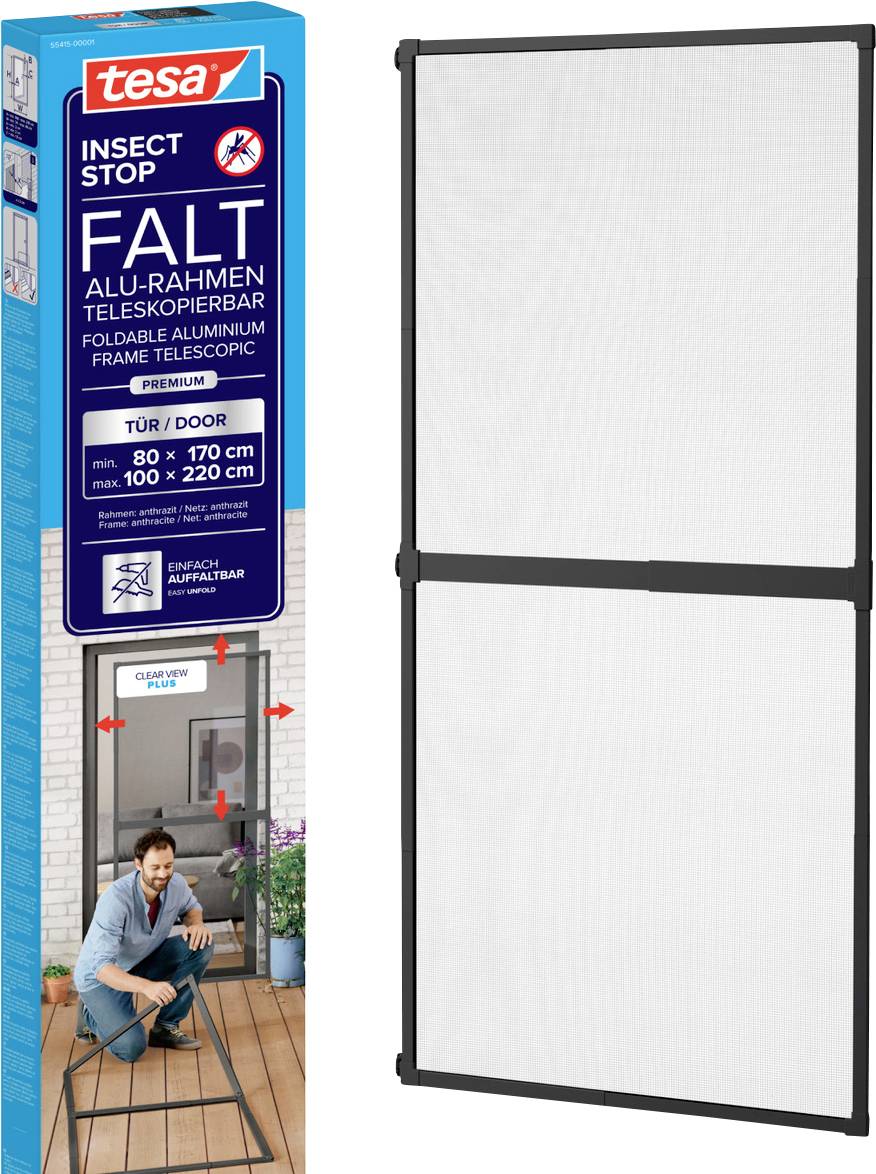 Obrázok produktu skladateľnej hliníkovej teleskopickej dvierovej sieťky na hmyz tesa 'Insekt Stop', zobrazený s balením a zmontovaným čiernym rámom.