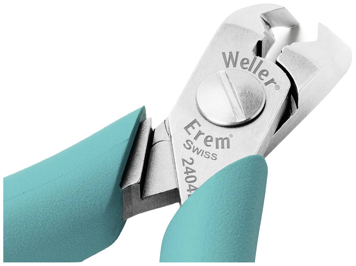 Jeden pár zeleno-sivých presných klieští s nápisom 'Weller Erem Swiss 2404'. Sú otvorené a ukazujú ostrie.