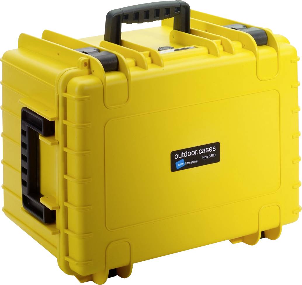 Žltý odolný prepravný kufor s rukoväťami a zámkami. Na povrchu je nalepená nálepka s nápisom 'outdoor.cases - type 5500'.