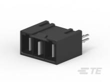 Čierny trojpólový konektor s kovovými kolíkmi, uložený do strany. Vhodný pre elektrické pripojenia a elektronické súčiastky.