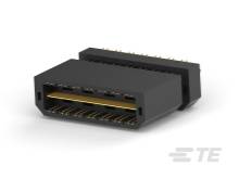 Dva čierne konektory s mnohými zlatými kolíkmi, ktoré sú usporiadané rovnobežne vedľa seba. Vyzerajú, že sú určené pre elektronické prepojenia.