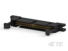Čierny elektrický konektor so zlatými kontaktmi, typický pre elektronické zariadenia alebo počítačový hardvér.