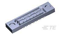 Sivý 3D tlačený výtlačok zobrazuje podlhovitý, obdĺžnikový komponent s výstupkami a priehlbeninami, pravdepodobne elektronickú alebo mechanickú súčiastku.