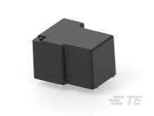 Čierna, obdĺžniková elektronická súčiastka pred bielym pozadím.
