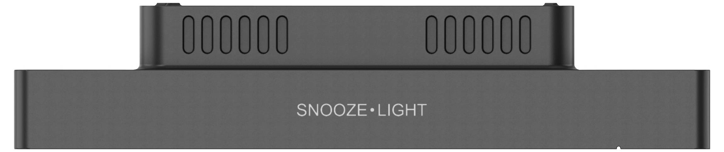 Digitálny budík s obdĺžnikovým tlačidlom na hornej strane. Nápis: 'SNOOZE - LIGHT' označuje funkciu spánku a podsvietenia.