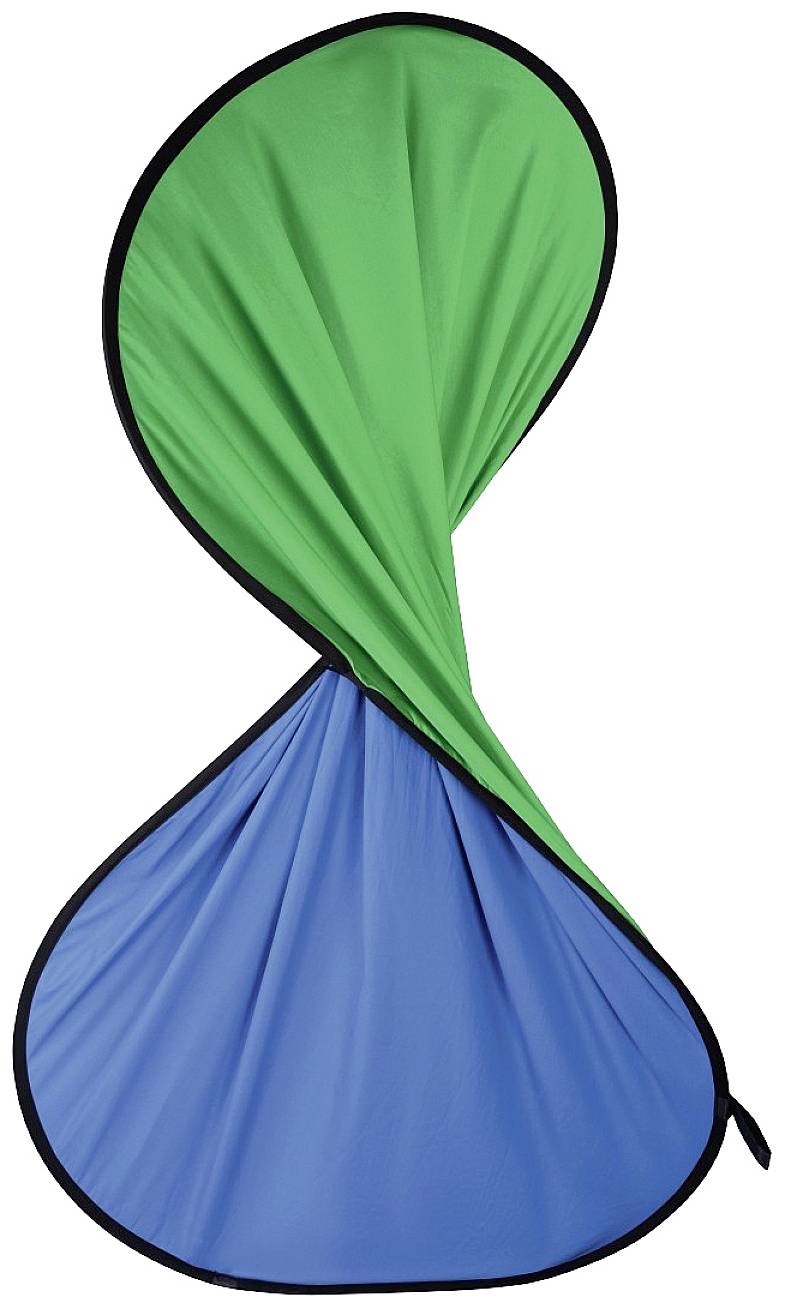 Zelená a modrá textilná plocha vo forme skrútenej, diamantom pripomínajúcej štruktúry. Horná časť je zelená, spodná modrá.