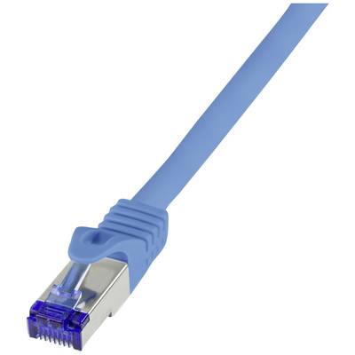 Modrý ethernetový kábel so strieborným RJ45 konektorom, často používaný na prepojenie počítačov a sietí.