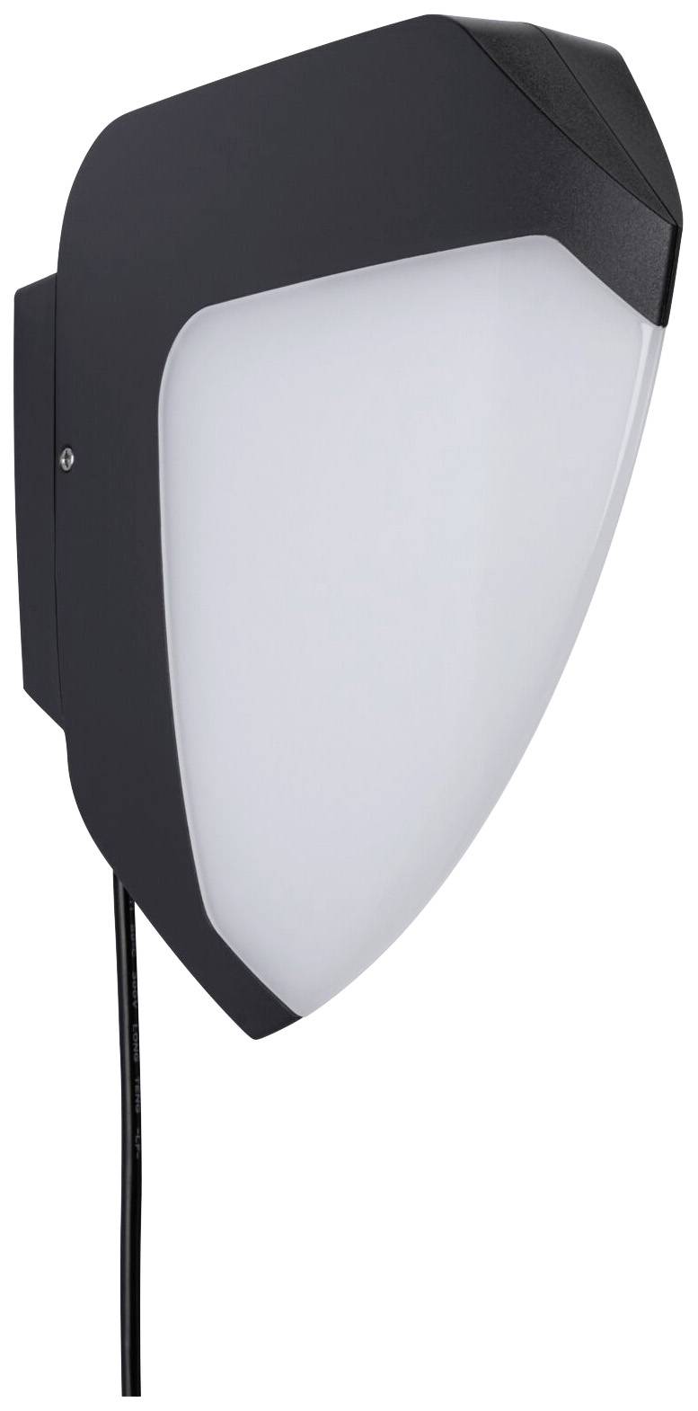 Moderná, čierna nástenná lampa so zaobľovaným bielym difúzorom, namontovaná a zapojená pre inštaláciu vo vnútorných priestoroch.