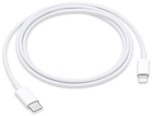 Biely USB-C na Lightning kábel, ktorý sa používa na nabíjanie alebo prenos dát pre kompatibilné zariadenia.