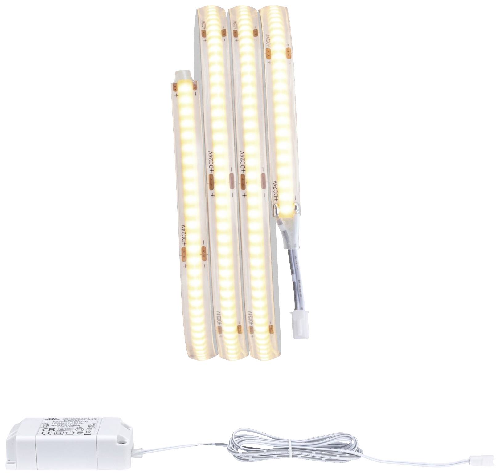LED svetelný pás so sieťovým adaptérom, zobrazuje flexibilné, svietiace úseky. Používa sa na dekoratívne osvetlenie.