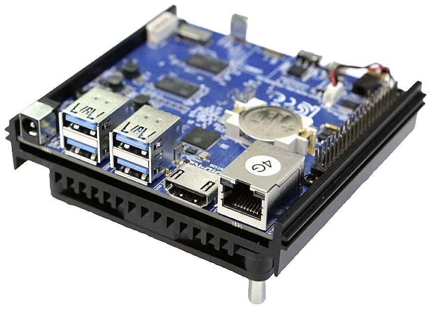 Jednodoskový počítač s USB a ethernetovými portmi na modrej doske plošných spojov. Vhodný pre rôzne technické aplikácie.