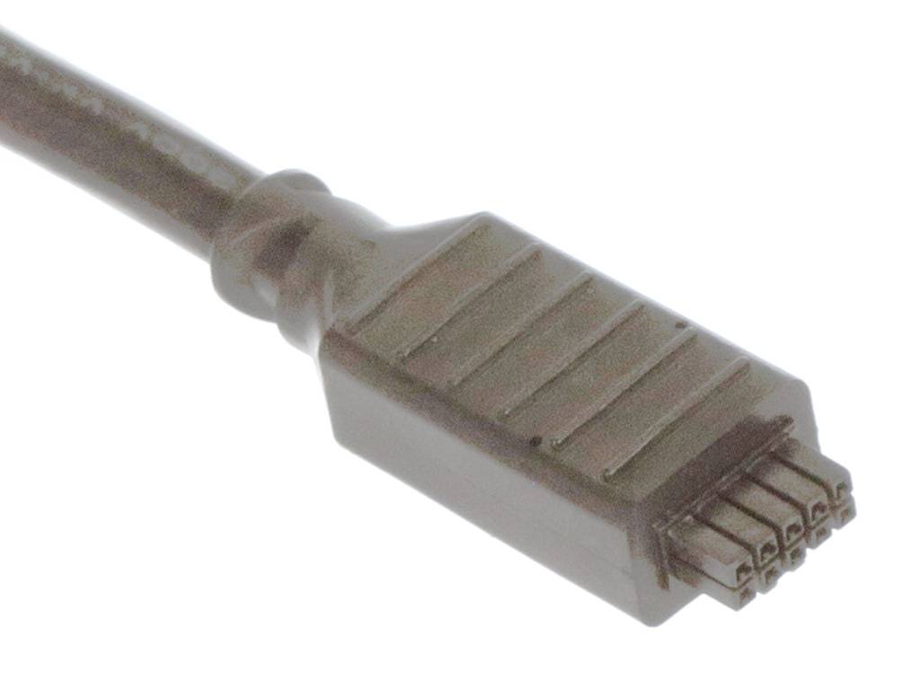 Čierny kábel s obdĺžnikovým viacpolohovým konektorom, vhodný pre elektronické prepojenia.