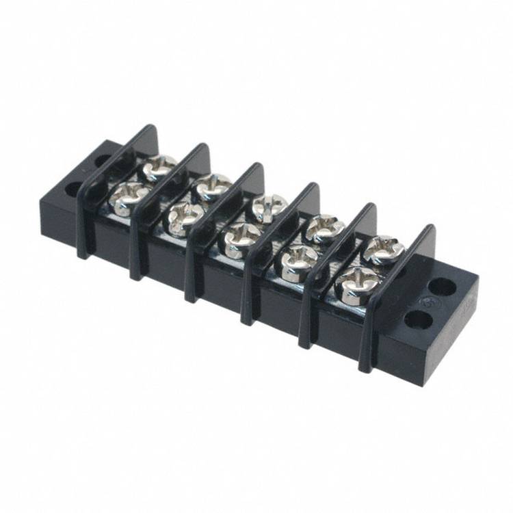 TE Connectivity AMP 1546306-5