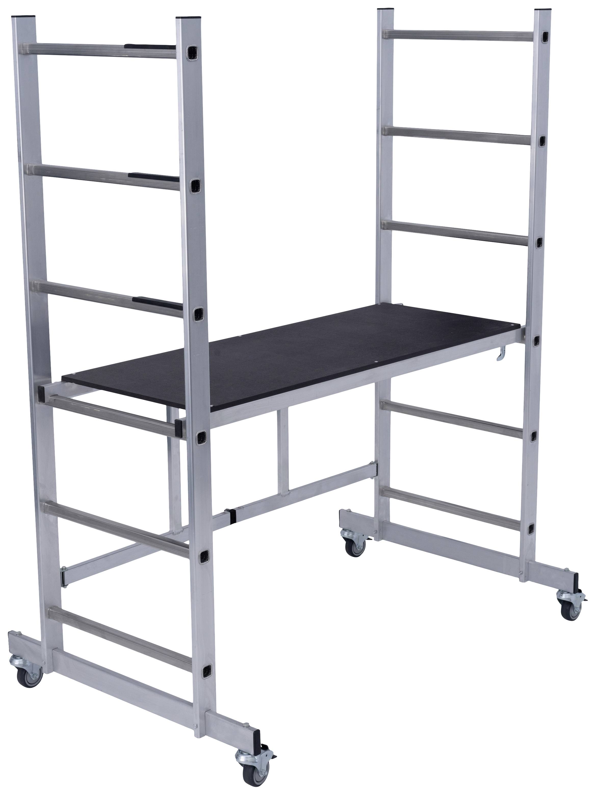 Kovený rebrík s podperou na štyroch kolieskach a plošinou v strede. Vhodný pre stavebné a rekonštrukčné práce.