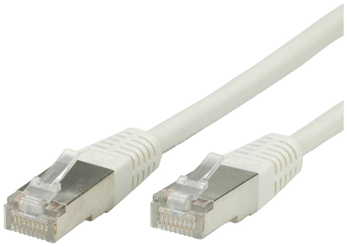 Dva biele ethernetové káble so striebornými konektormi, prepojené na prenos dát v sieti.