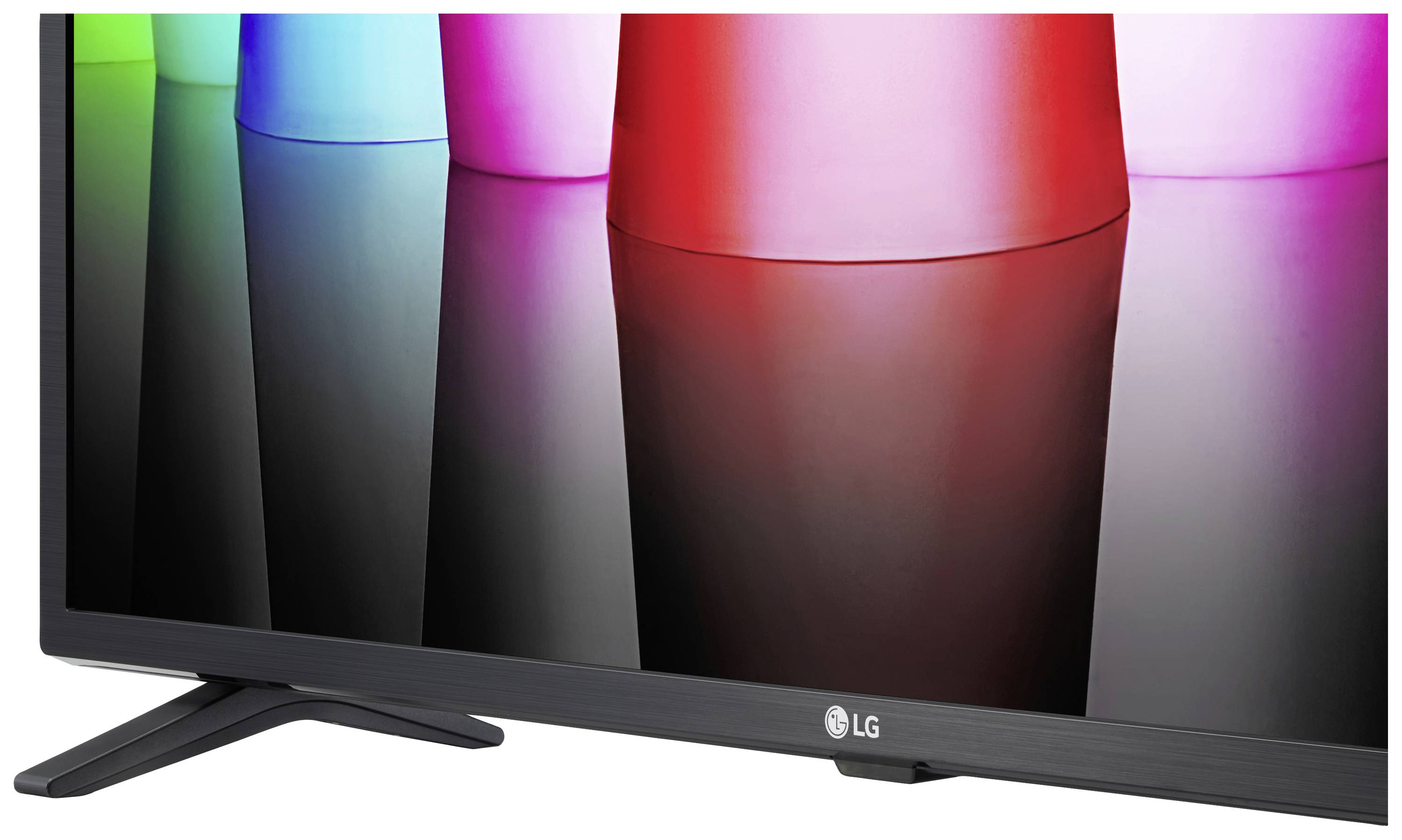 Plochý televízor od LG s obrazom plným sýtych farieb na obrazovke.
