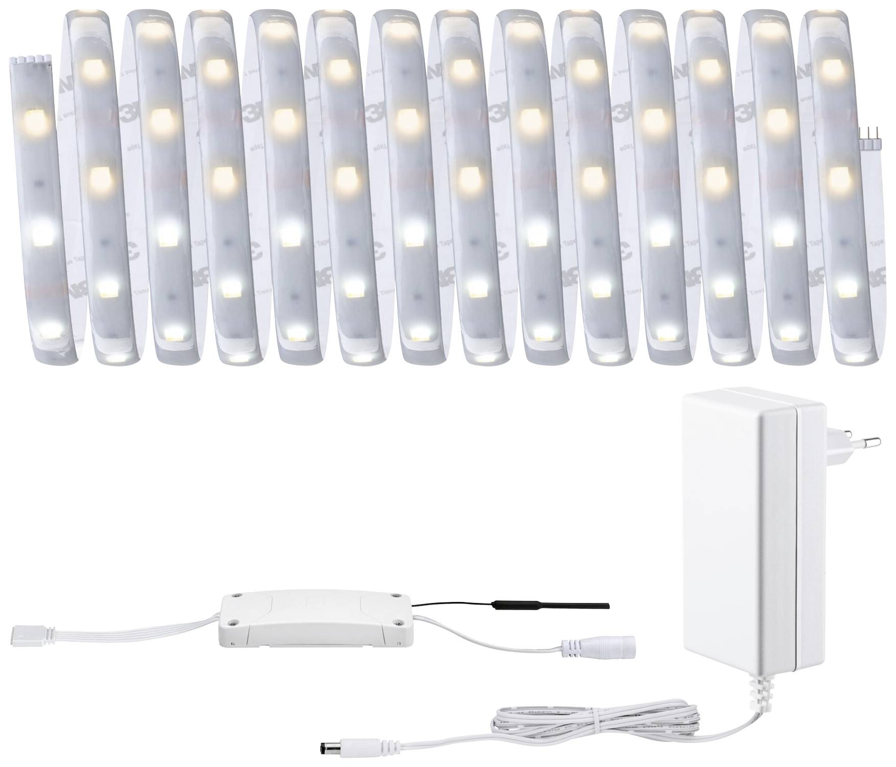 LED svetelná reťaz s viacerými svetelnými prvkami, napájací zdroj a prepojovací kábel. Ideálna na osvetlenie obytných priestorov.