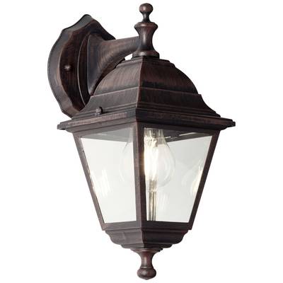 Antická nástenná lampa so skleneným krytom a viditeľnou žiarovkou, upevnená na kovovom držiaku. Rustikálny dizajn vhodný do exteriéru.