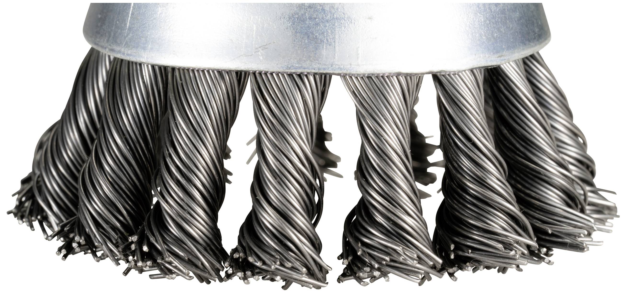 Okrúhla kefka z kovu so skrútenými drôtenými štetinami, vhodná na čistenie a odstraňovanie hrdze z povrchov.