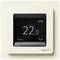 Digitálny termostat značky DEVI s displejom zobrazuje '22,0'. Na nastavenie teploty sú k dispozícii šípkové tlačidlá.