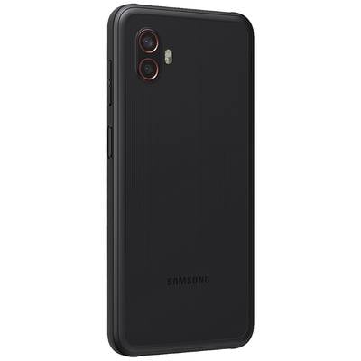 Čiernobiely Samsung smartfón s duálnym zadným fotoaparátom a LED bleskom, s vertikálne pruhovaným krytom.